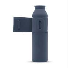 Load image into Gallery viewer, Reusable Water Bottle in Stainless Steel - ABYSS BLUE 600ml
