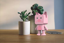 Load image into Gallery viewer, Dancing Animals Bluetooth speaker - Pig
